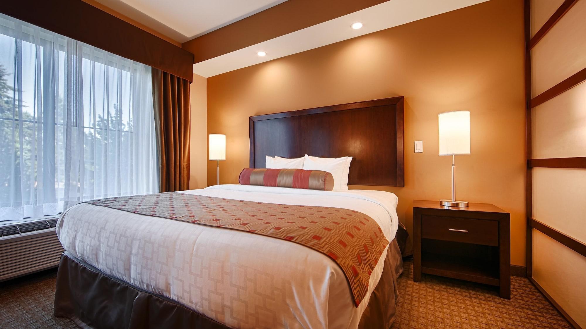 Best Western Plus Lacey Inn & Suites Exterior foto